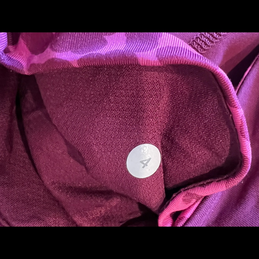 lululemon legging size 4 - Picture 2 of 3